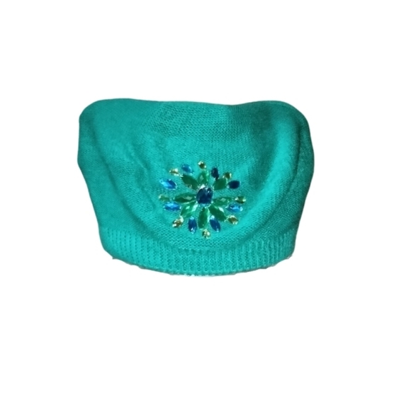 Avon Accessories - Green beret
